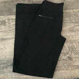 Lululemon yoga pants